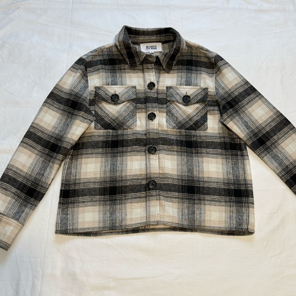 BB Dakota by Steve Madden Women’s Plaid Boxy Shacket /Fall Anthracite M - Picture 3 of 11